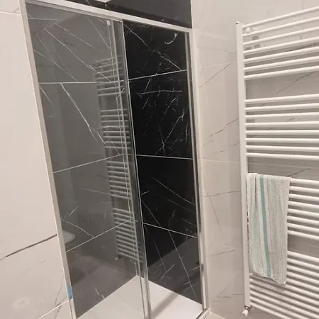 Casa Moderna In Centro Storico Asti