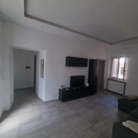 Casa Moderna In Centro Storico Asti